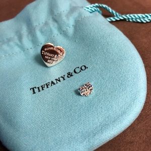 Tiffany & Co heart earring